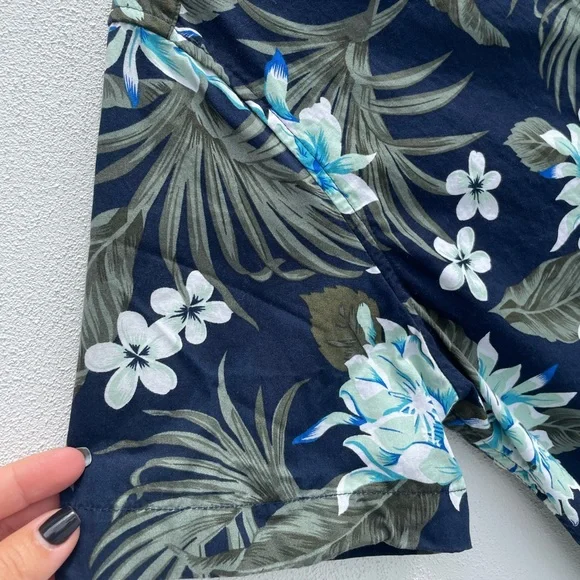 Denim & Flower Men Short Sleeve Shirt - Picture 2 of 8